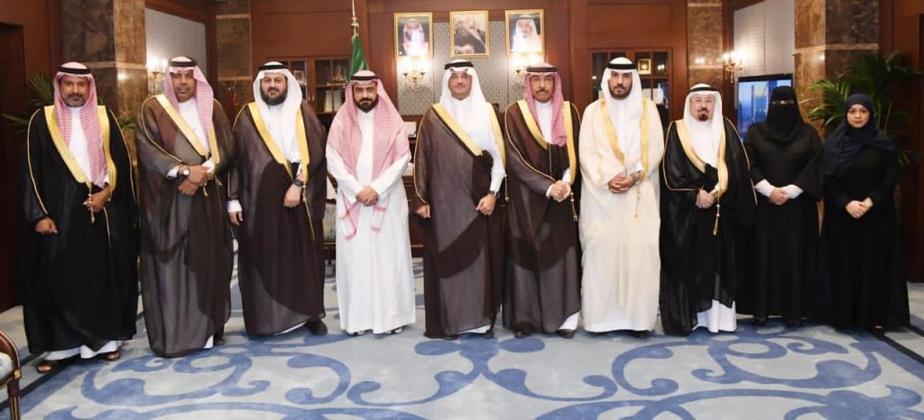 سمو محافظ الأحساء يستقبل رئيس هيئة الصحفيين السعوديين بالمحافظة
